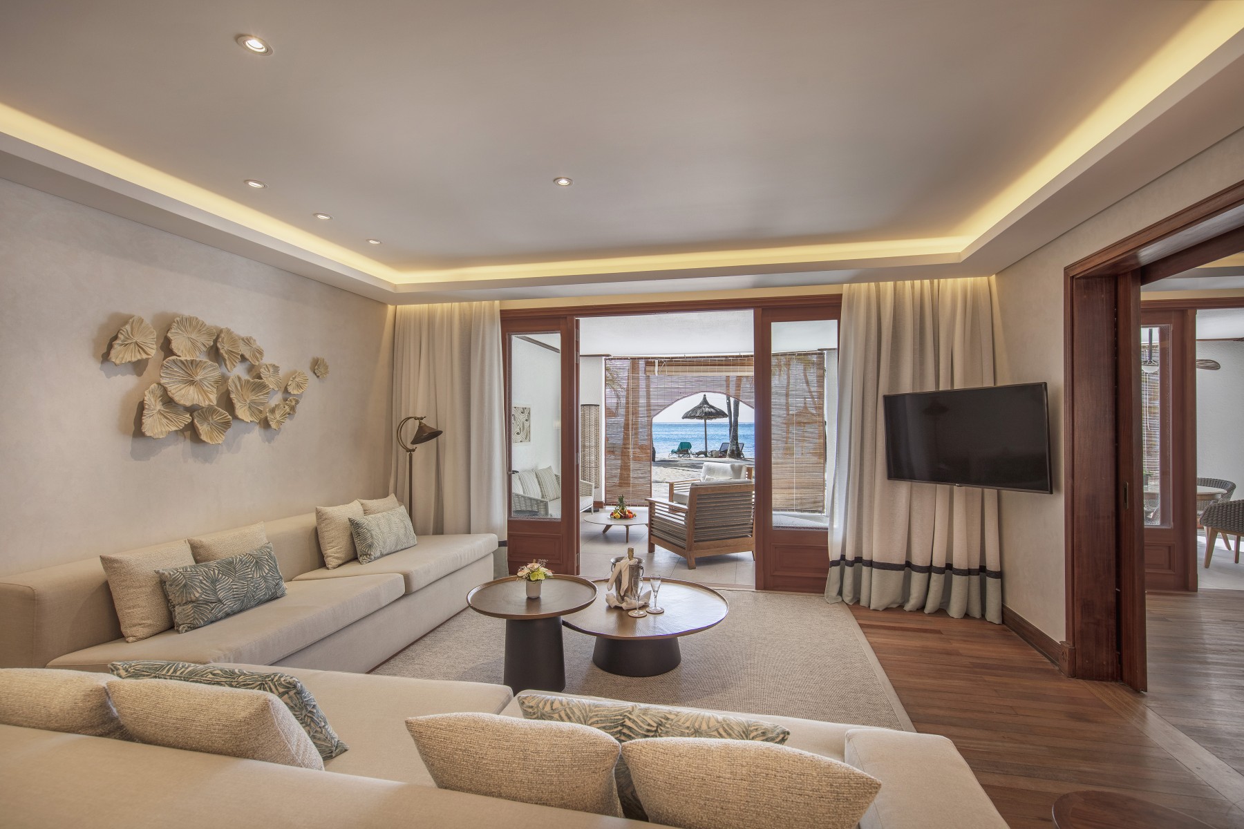 Senior Suite Beachfront